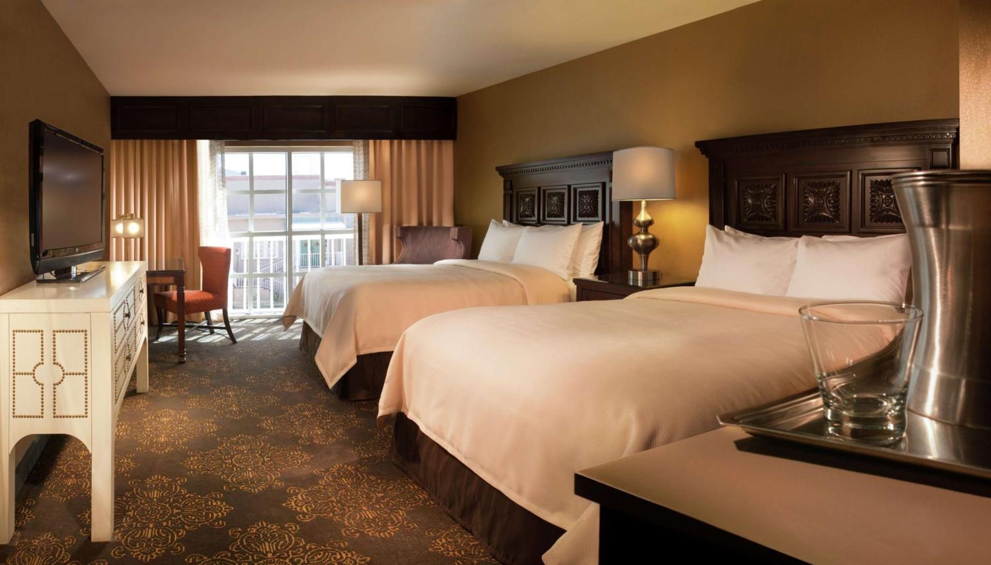 מלון Hilton Santa Fe Historic Plaza מראה חיצוני תמונה